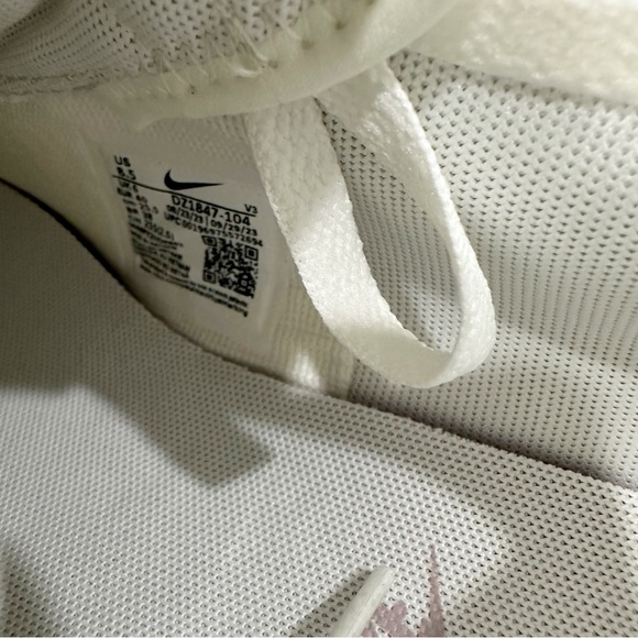 Nike Air Force 1 Shadow Women’s Sneakers - Picture 8 of 10